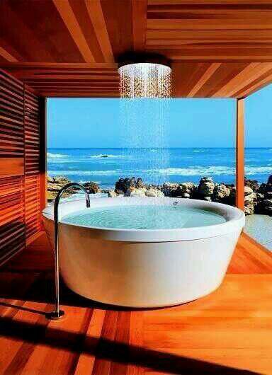 Beachside Bathtub